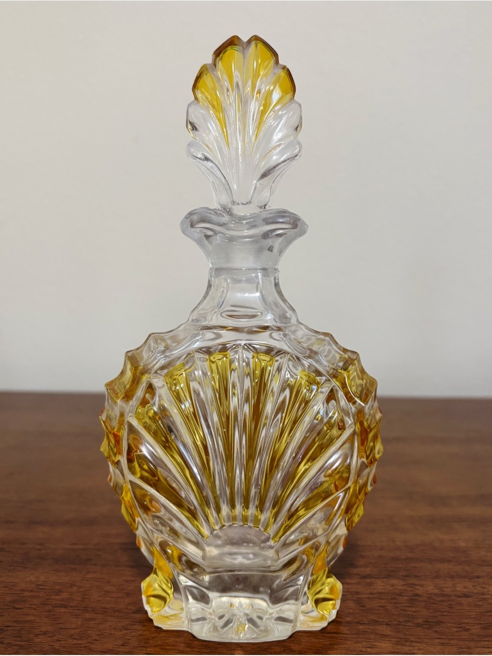 Vintage Bohemian Shell Shaped Amber Clear Glass Decanter 9”